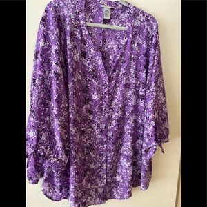 Purple w/black & white branch pattern 3/4”sleeve blouse